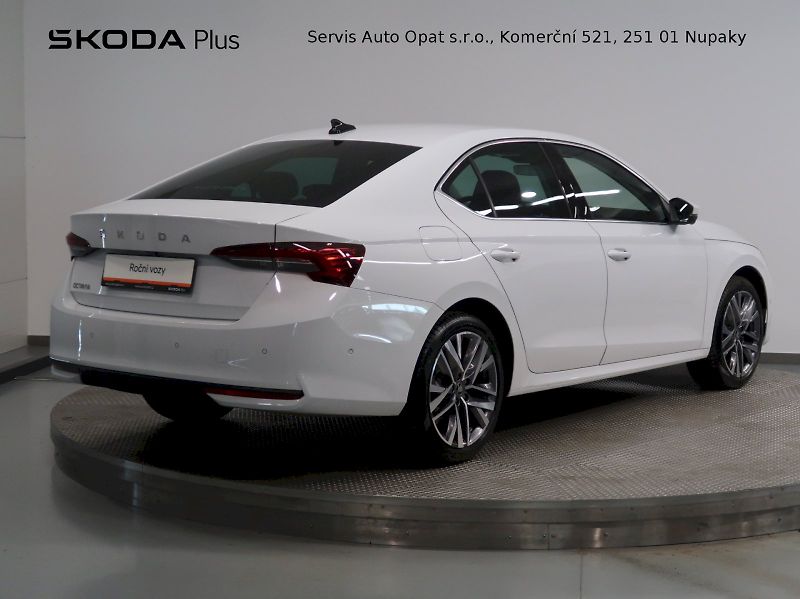 Škoda Octavia (2025) EXCLUSIVE 2.0TDI 110KW DSG WEB - fotka 2 z 44