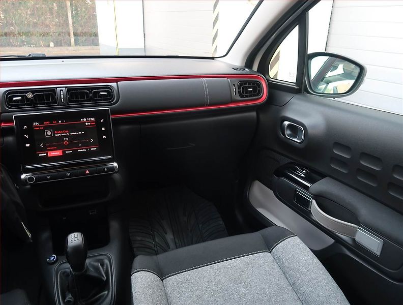 Citroën C3 (2021) C-Series 1.2 PureTech, LPG, ČR - fotka 8 z 25