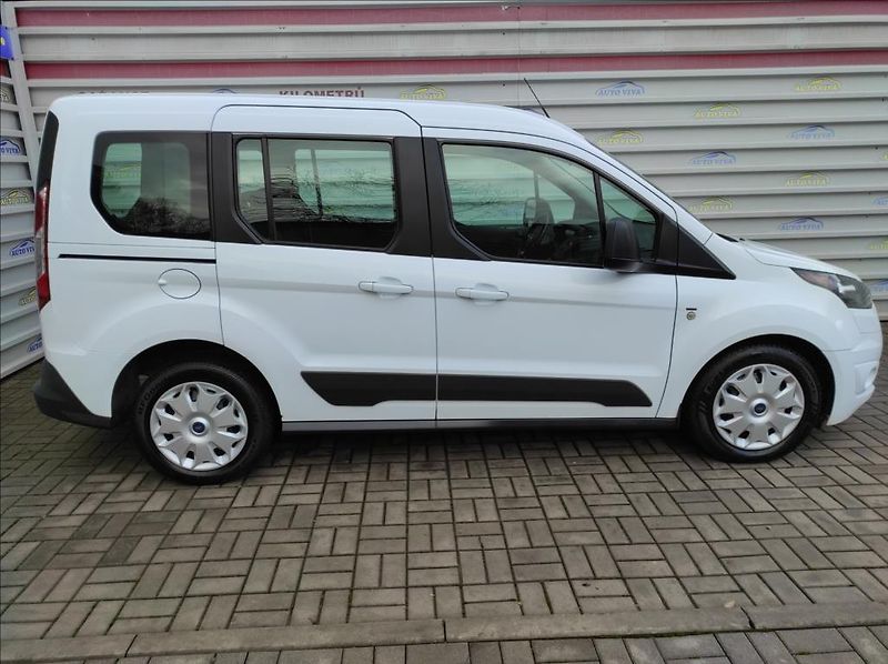 Ford Tourneo Connect 1,5TDCi Trend,ČR,1Maj,Temp. - fotka 7 z 28