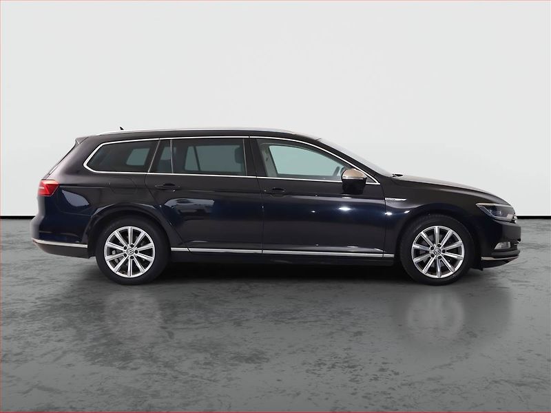 Volkswagen Passat (2017) Highline 2.0 TDI, 4X4 - fotka 6 z 21