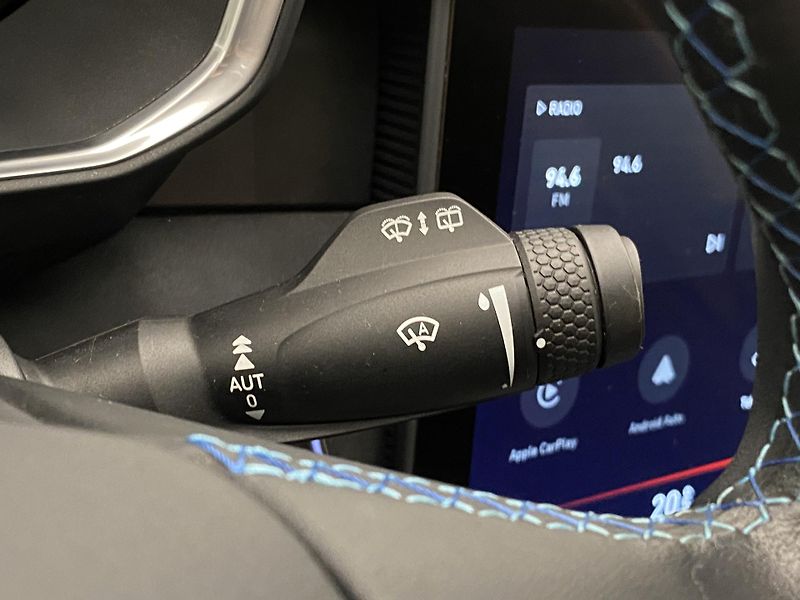 Lynk & Co 01 PHEV DCT AUT 1.maj.  - fotka 22 z 69