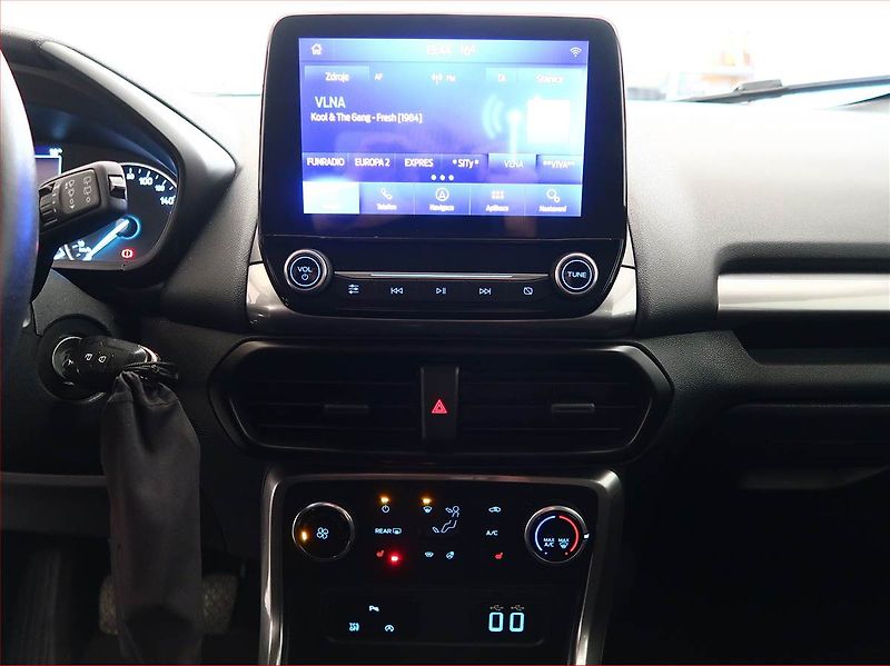 Ford EcoSport (2020) 1.0 EcoBoost, Navi, Tempomat - fotka 12 z 17
