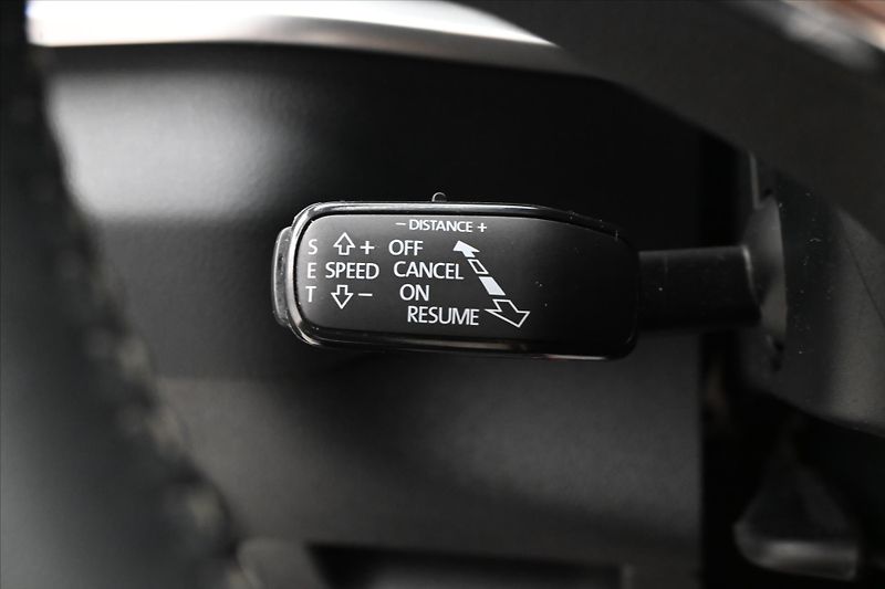 Škoda Karoq 2,0 TDI 85kW DSG NAVIGACE Záru - fotka 23 z 31