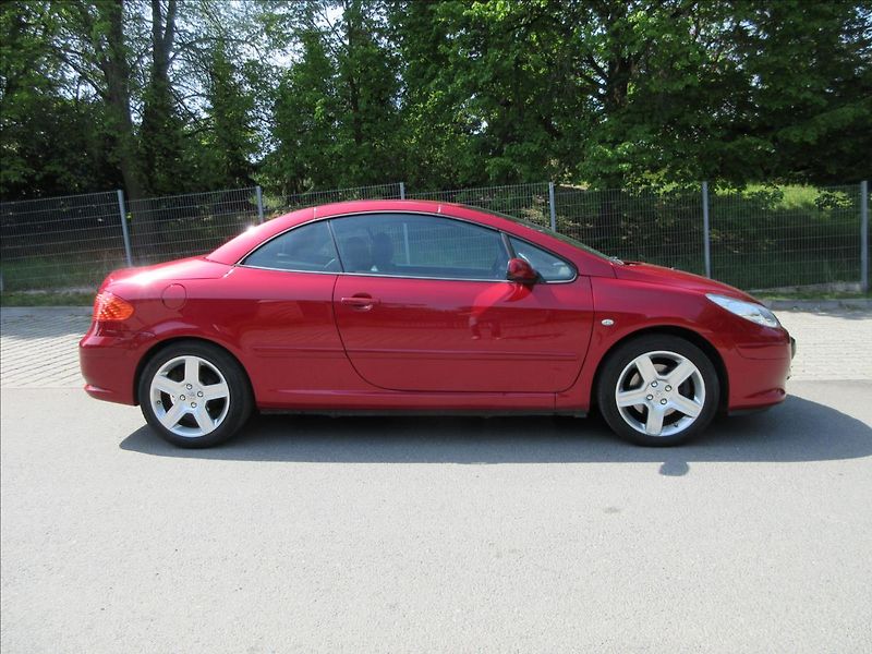 Peugeot 307 2,0 CC 2.0HDi 100Kw, JBL, Kůže - fotka 16 z 37