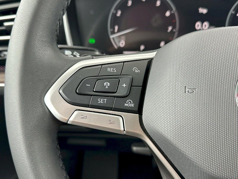 Volkswagen Touareg (2025) Elegance 3.0 TSI 250kW 4Motion - fotka 26 z 32