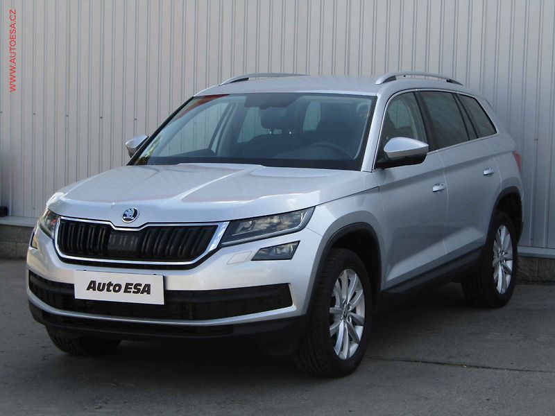 Škoda Kodiaq (2020) 2.0 TDi 4x4, ČR, Style, DSG - fotka 3 z 22
