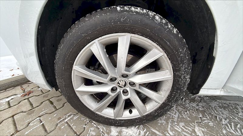 Škoda Kamiq (2024) Top Selection 1,0 TSI 85 kW 6- - fotka 17 z 22