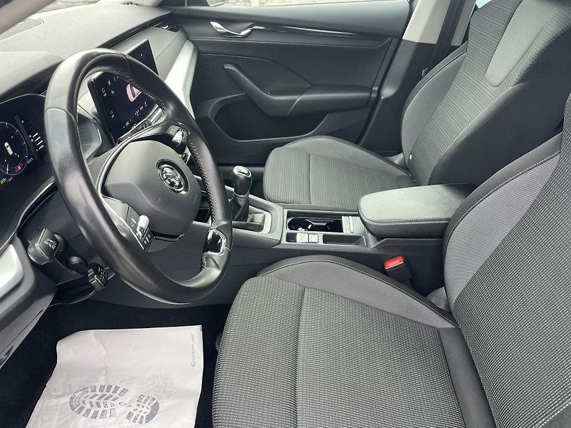 Škoda Octavia 2.0TDi 115PS LED VIRT NAVI DPH - fotka 105 z 189