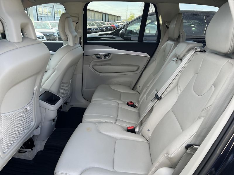 Volvo XC90 2.0 D5 DRIVE-E 4x4 PŮVOD ČR - fotka 30 z 56