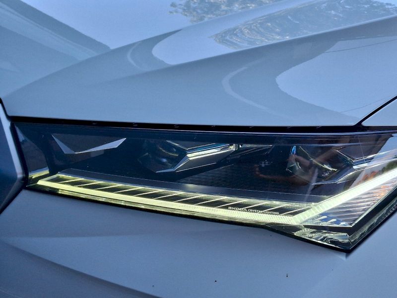 Škoda Superb (2024) Combi L&K DSG 2,0TDi 110kW - fotka 35 z 35