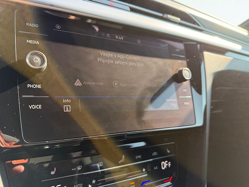 Volkswagen Arteon R-line  2,0TDI 147kW 4M Záruka - fotka 13 z 21
