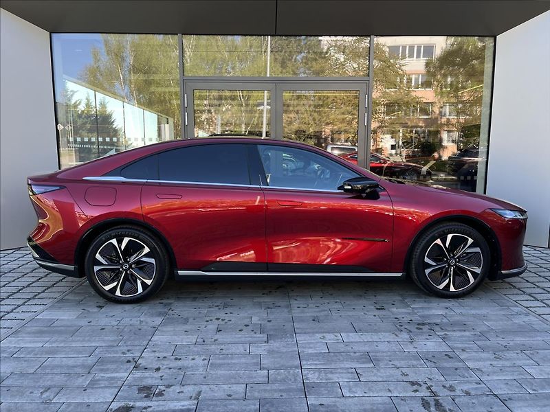Mazda 6e 5HB EV 258ps 1AT RWD Takumi - fotka 8 z 11