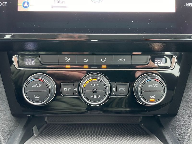 Volkswagen Passat (2020) Com. 2.0TDi 110kW! DSG! Navi! - fotka 14 z 37