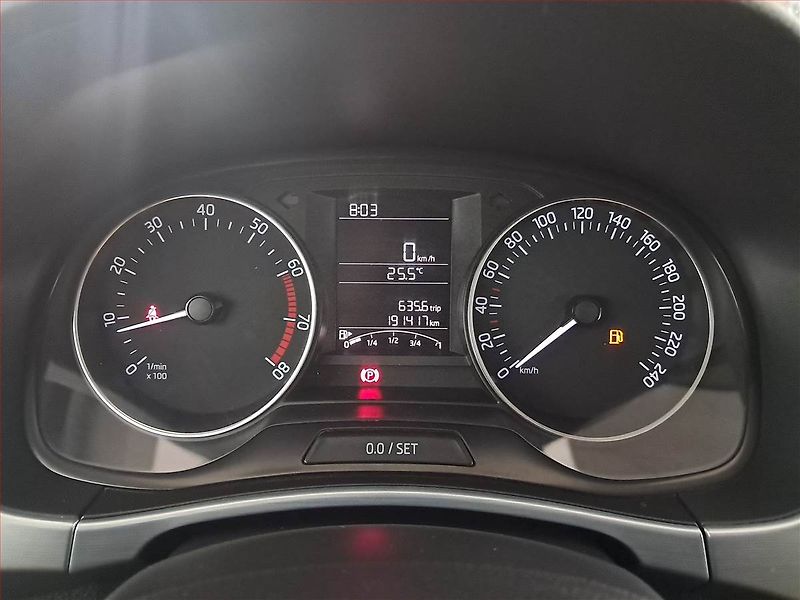 Škoda Fabia (2016) 1.2 TSI, Serv.kniha, Tempomat - fotka 11 z 13