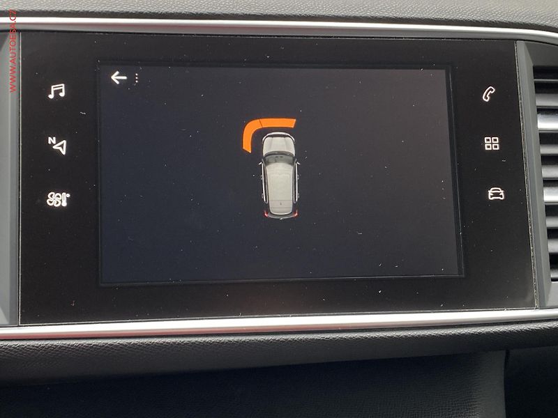 Peugeot 308 (2017) 1.2 PT, Allure, AT - fotka 16 z 16