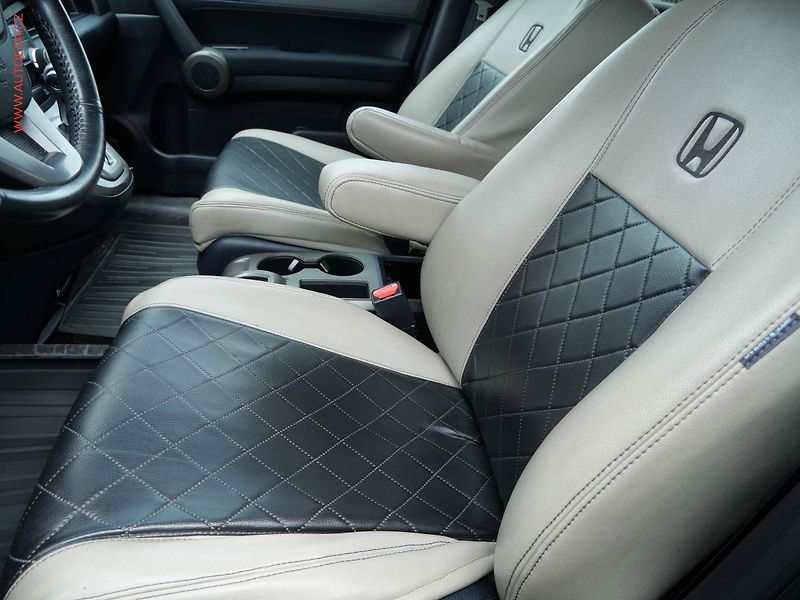 Honda CR-V (2012) 2.2 i-DTEC 4x4, ČR, Comfort - fotka 9 z 20