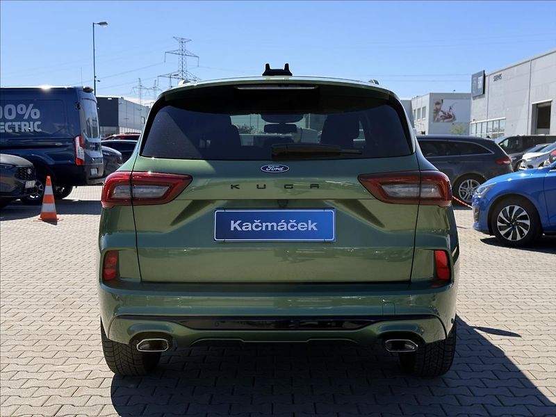 Ford Kuga 1,5 EcoBoost 137 kW ST-Line - fotka 4 z 29