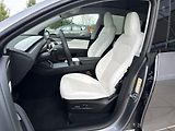 Tesla Model Y (2025) - náhled 28