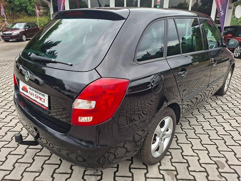 Škoda Fabia (2008) 1.4i 63kW -AUT.KLIMA-TEMPOMAT - fotka 8 z 30