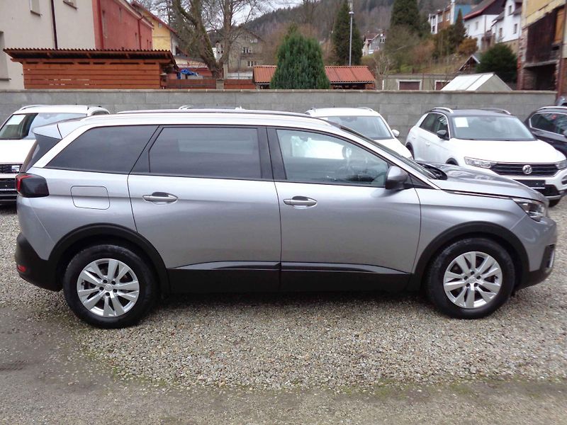 Peugeot 5008 (2019) HDI-96  7-míst PDC 17ALU  NAVI - fotka 2 z 31