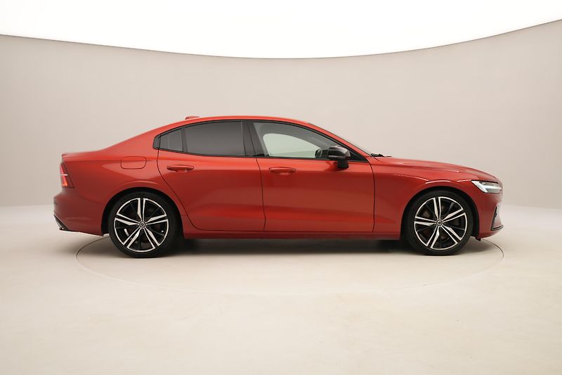Volvo S60 B5 AWD R-DESIGN AUT  - fotka 13 z 48