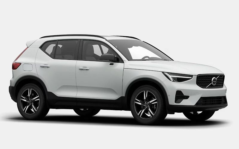 Volvo XC40 (2026) B3 AUT DARK PLUS - fotka 7 z 11