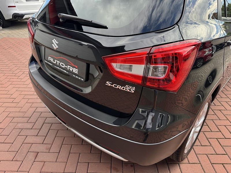 Suzuki SX4 S-Cross (2017) 1.4i BoosterJet LED Kamera - fotka 39 z 49