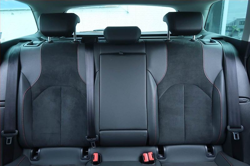 Seat Leon (2017) 1.4 TSI, Kůže, Tempomat - fotka 10 z 23