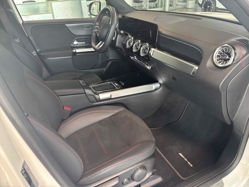 Mercedes-Benz EQB 350 4M AMG Pano LED Distronic - fotka 15 z 18