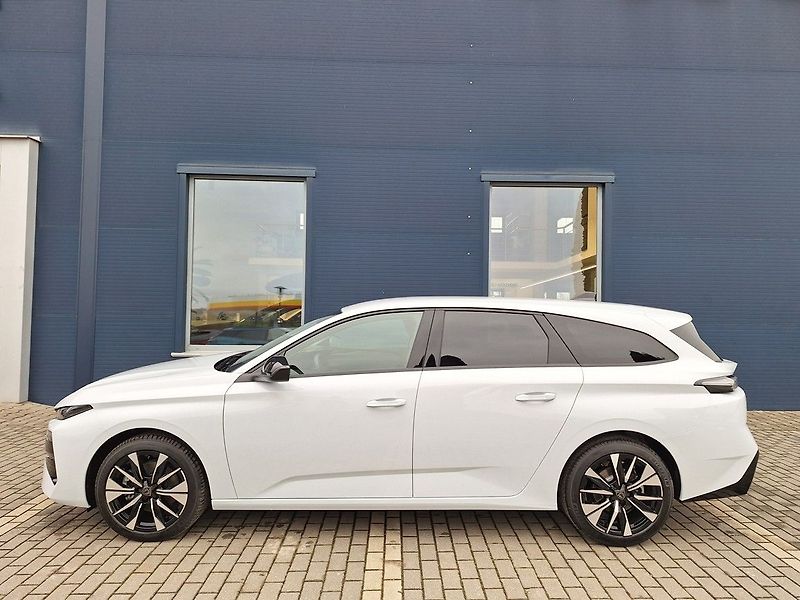Peugeot 308 (2025) SW ALLURE Hybrid 145 e-DCS6 - fotka 2 z 19