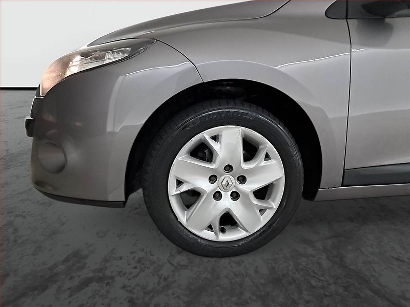 Renault Mégane (2011) 1.6 16V, ČR,1.maj, Tempomat - fotka 15 z 16