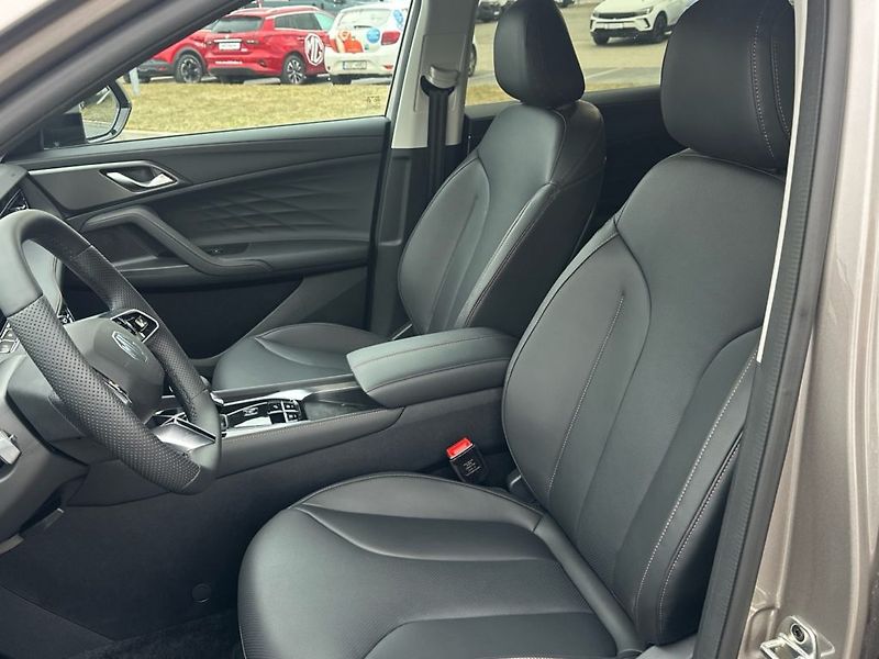 MG HS (2026) PHEV 1.5 TGI Exclusive - fotka 10 z 23
