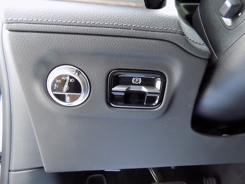 Mercedes-Benz EQS (2022) 580/AMG-Line/4-Matic/Full-LED/ - fotka 25 z 47