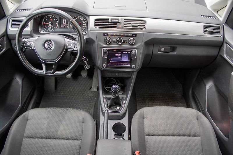 Volkswagen Caddy - fotka 11 z 19
