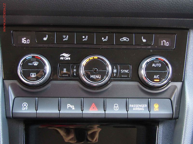 Škoda Kodiaq (2020) 2.0 TDi 4x4, ČR, Style, DSG - fotka 16 z 22
