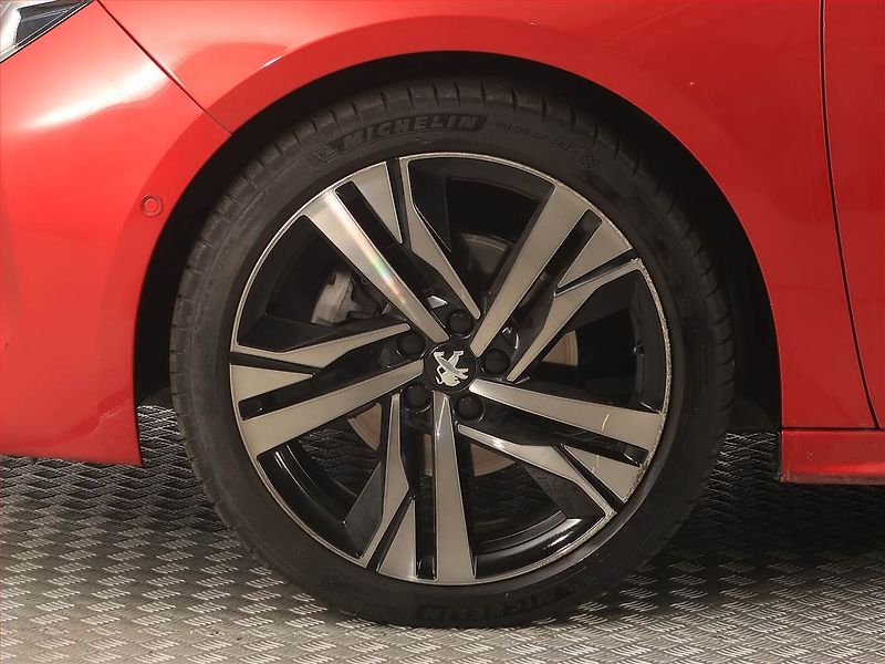 Peugeot 508 (2022) 1.5 BlueHDi, Automat, Kůže - fotka 15 z 19