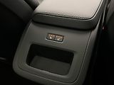 Volvo V60 B4 PLUS DARK PANORAMA - náhled 25