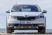 Škoda Octavia Scout.