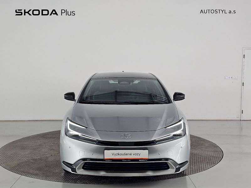Toyota Prius (2025) 2.0L PHEV 223k Prestige Skyvie - fotka 4 z 33
