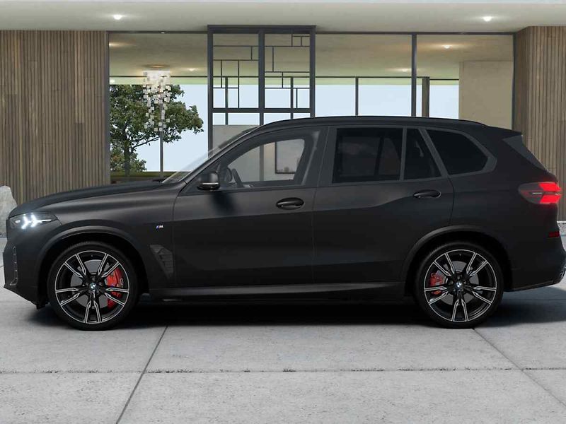 BMW X5 (2026) - fotka 2 z 5
