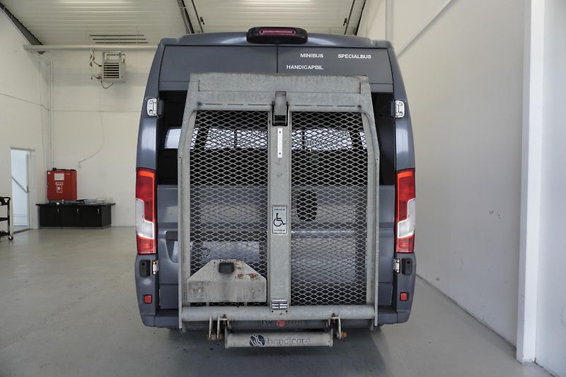 Fiat Ducato 2.3 9MÍST VZADU HYDR. PLOŠINA - fotka 4 z 24