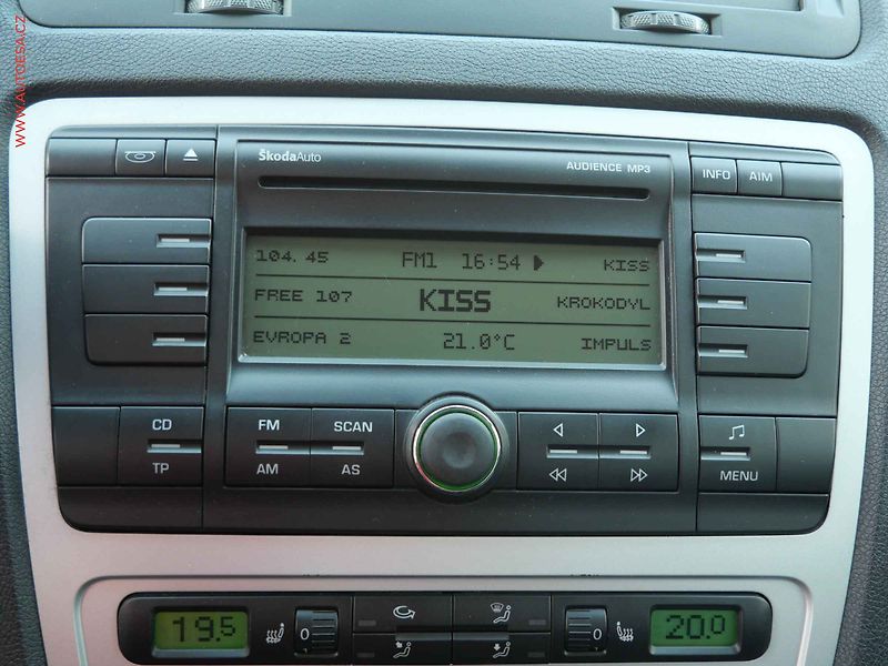 Škoda Octavia (2006) 2.0 TFSi, RS - fotka 13 z 15