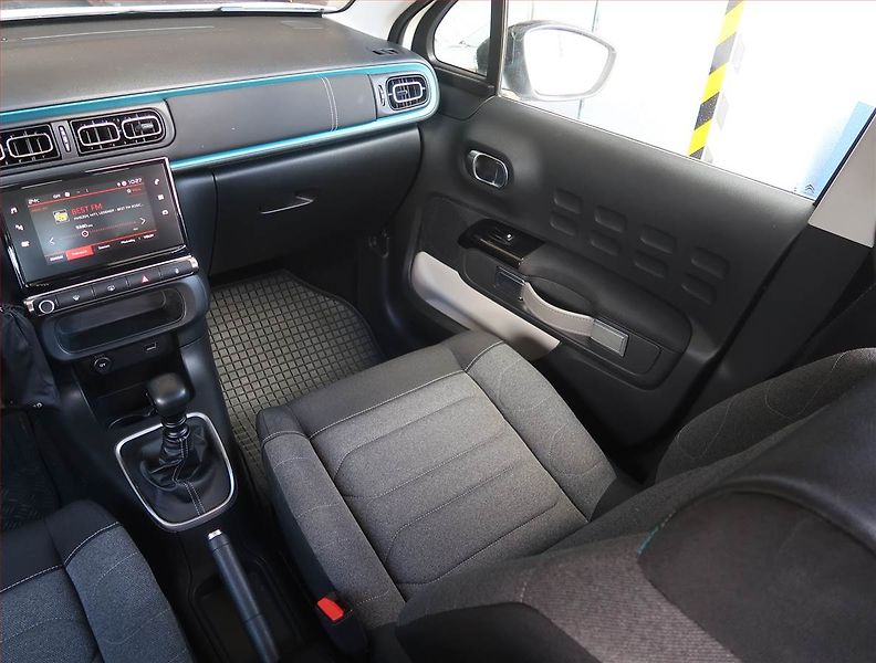 Citroën C3 (2021) 1.2 PureTech, Serv.kniha - fotka 8 z 17