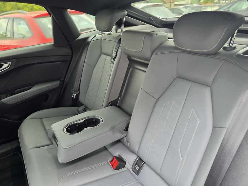 Audi Q4 e-tron 40 150KW Sportback Sonos Matri - fotka 11 z 26