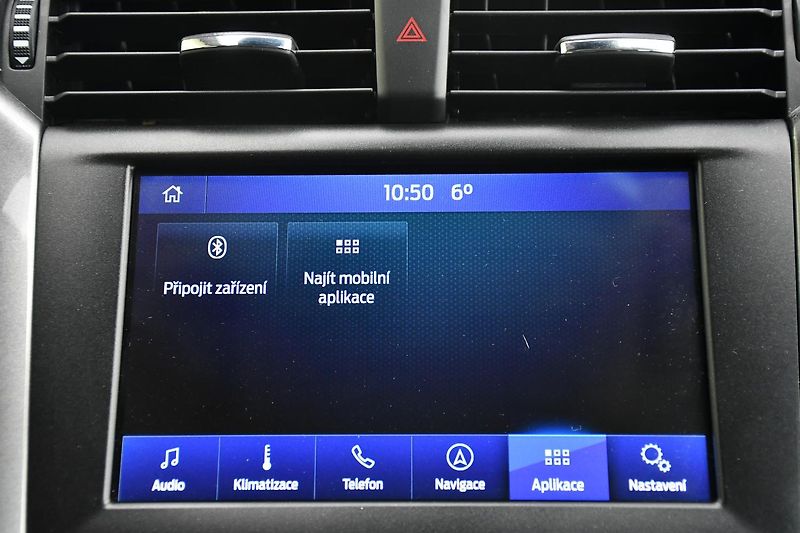 Ford Mondeo 2.0TDCi 110kW CARPLAY TITANIUM - fotka 31 z 42