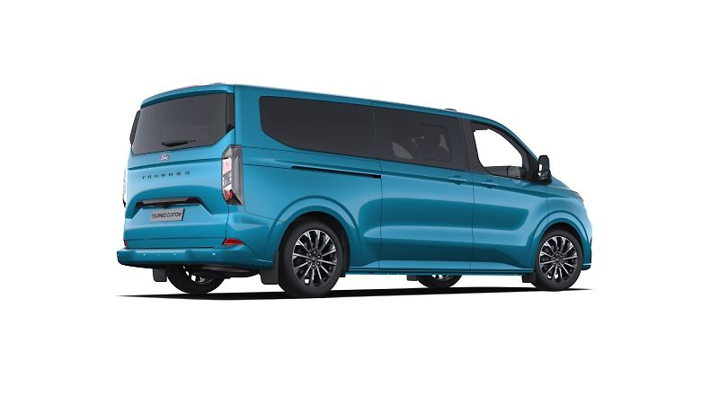 Ford Tourneo Custom (2026) Titanium X L2, Tourneo, 2.0 Ec - fotka 3 z 9