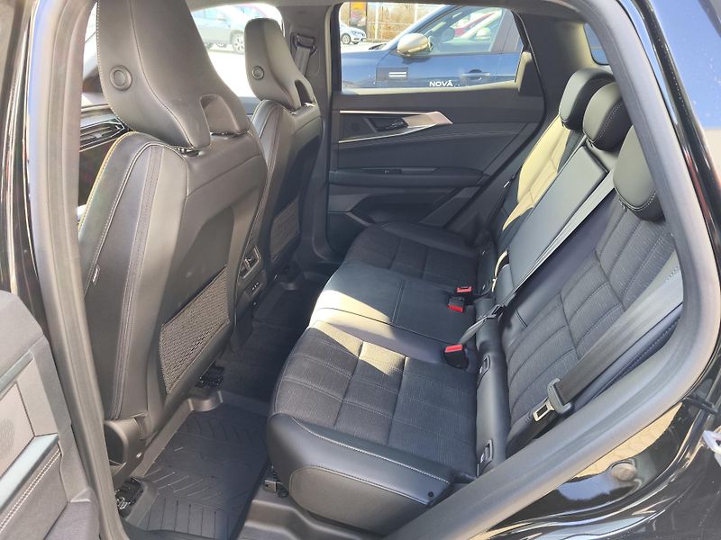 Renault Austral iconic mild hybrid 160 auto   - fotka 23 z 26