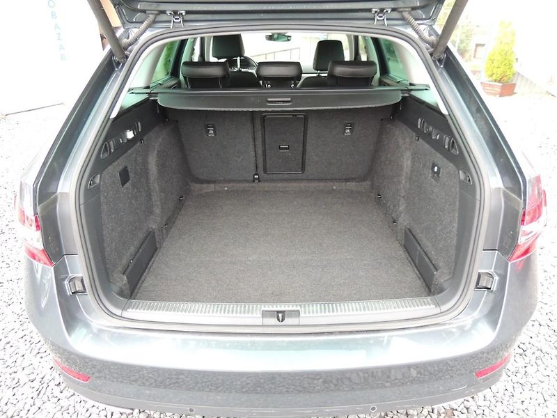 Škoda Superb (2019) 2.0TSi,200kw,4x4,DSG,Style,ČR - fotka 9 z 55