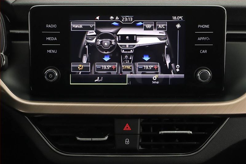 Škoda Scala (2021) Style 1.0 TSI, Automat, ČR - fotka 14 z 16