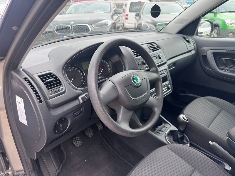Škoda Roomster (2011) 1,6 TDI 77 KW KILOMETRY TAŽNÉ - fotka 21 z 50